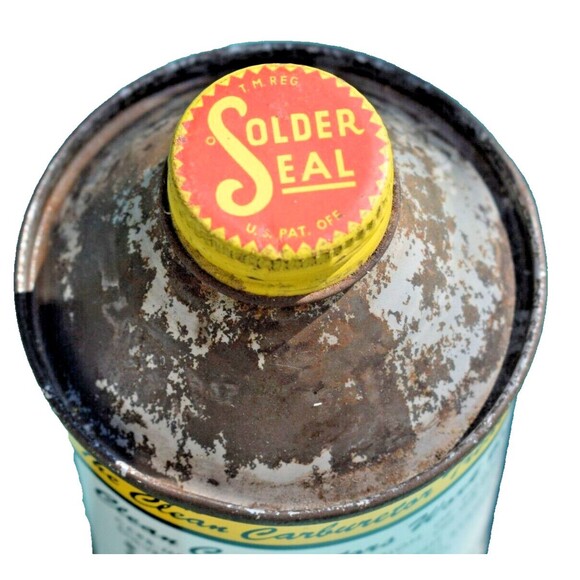 Vintage Empty Carb-Medic Can, Empty Gas and Oil Cans-Complete With Cap - Picture 3 of 9